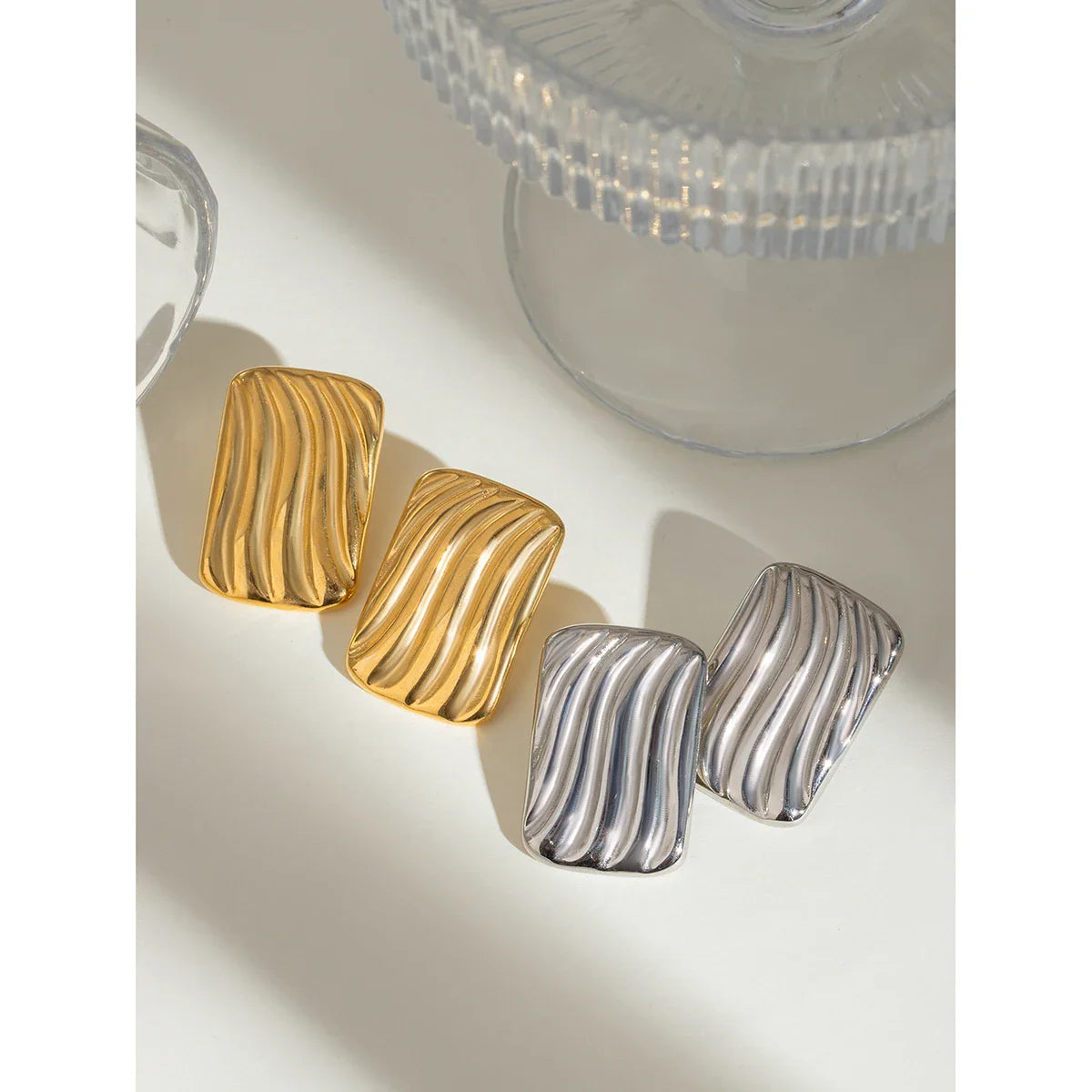 18K PVD Plated Fashion Vintage Rectangular Ribbed Stripe Earrings Stainless Steel Women Prevent Allergy Stylish Jewelry