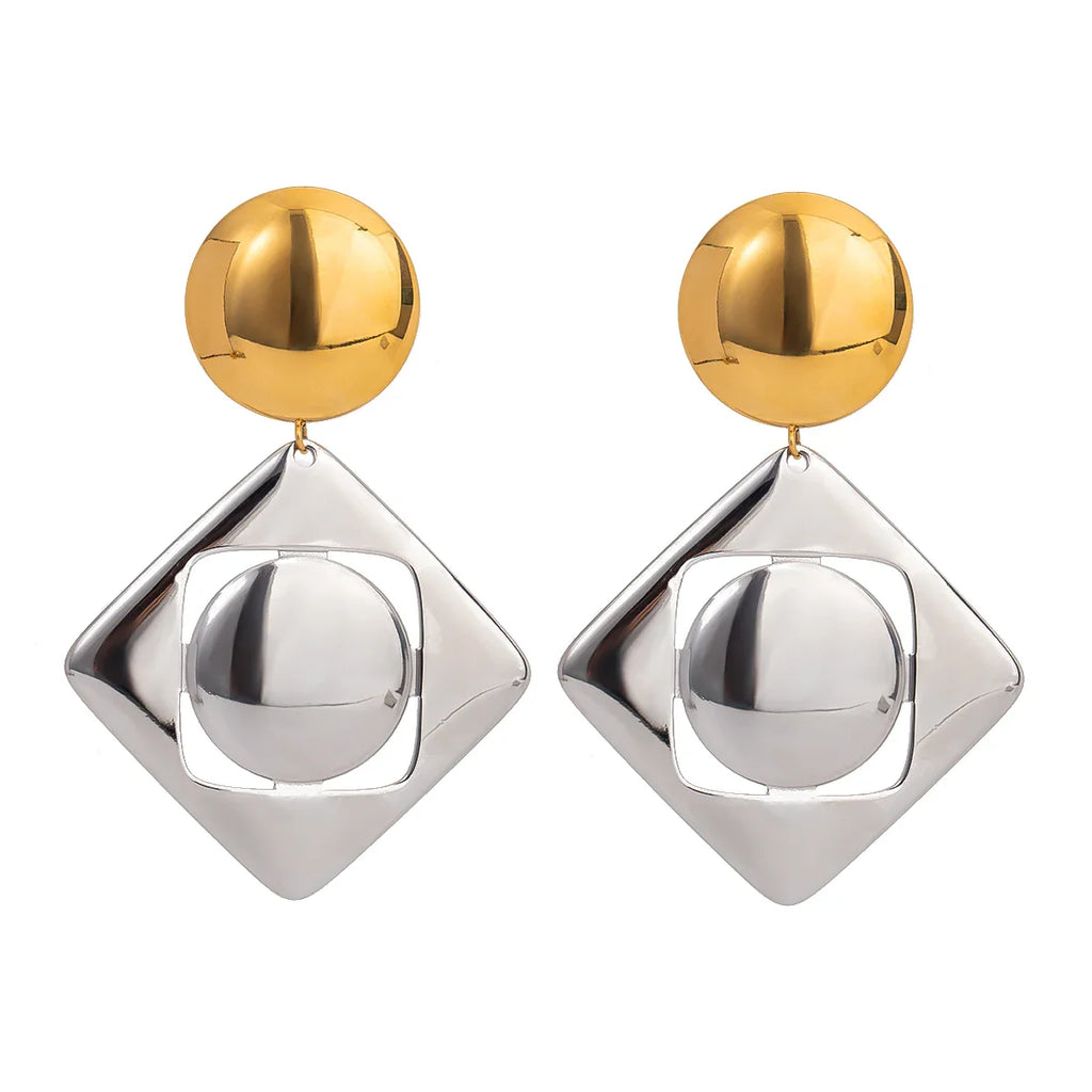 Ohrhänger mit quadratischem Anhänger aus glattem, farblich abgestimmtem 18-karätigem Edelstahl – rostfrei, trendig, ein perfektes Geschenk für Damen.